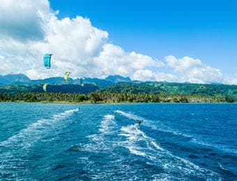 Kitesurf lessons Tahiti French Polynesia - Kitesurf - Tahiti, French Polynesia, Tahiti, French Polynesia, Oceania thumbnail 2