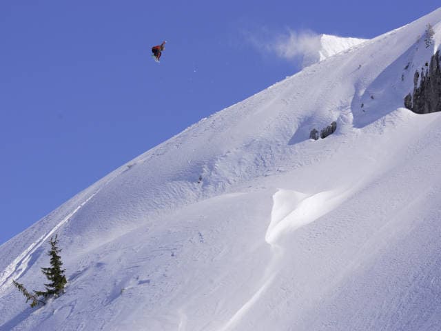ACamp Snowboard by Mathieu Justafre Les Angles / Les 2 Alpes France - Snowboarding - Les Angles / Les 2 Alpes, France, Les Angles / Les 2 Alpes, France, Europe thumbnail 2